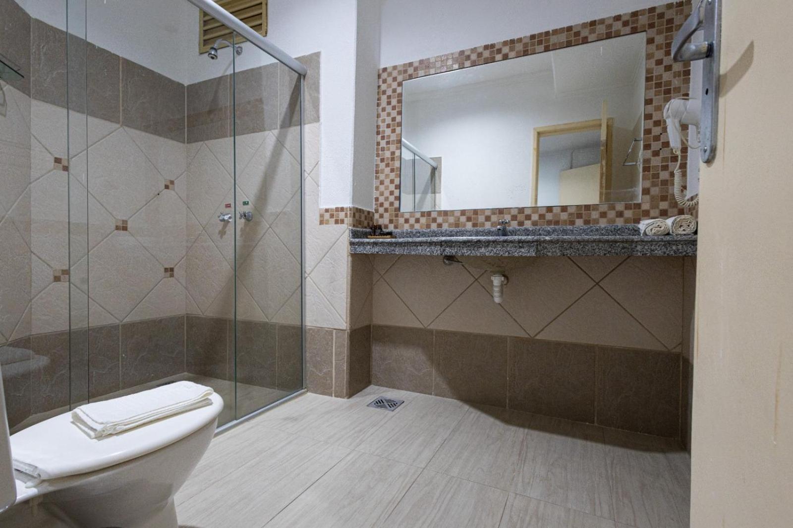 Araguaia Hotel Барра-ду-Гарсас Экстерьер фото