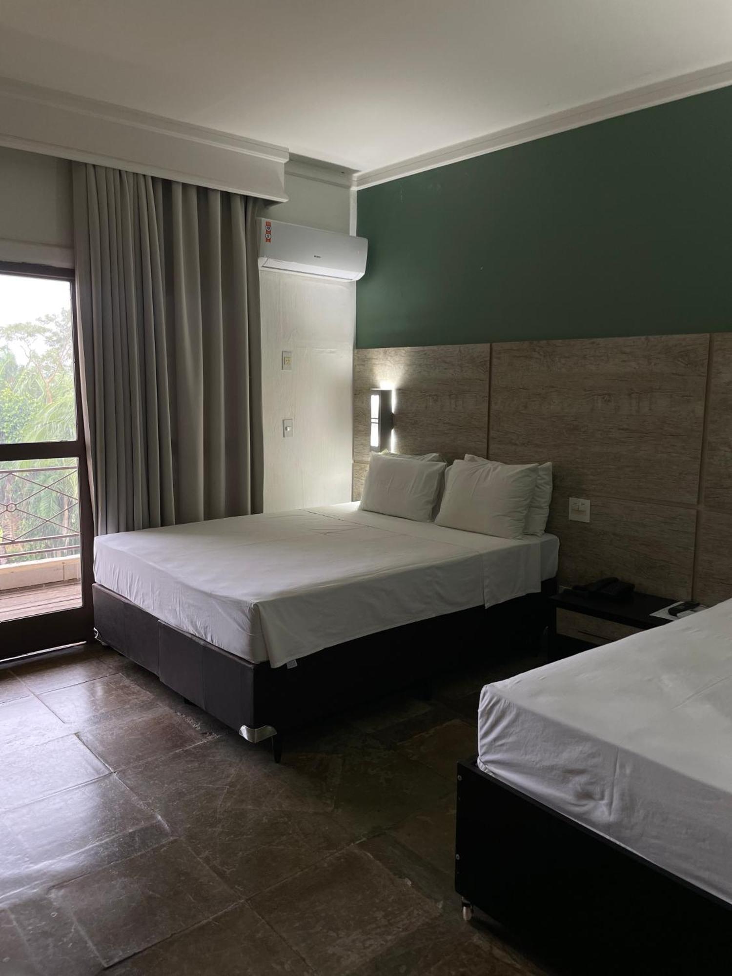 Araguaia Hotel Барра-ду-Гарсас Экстерьер фото